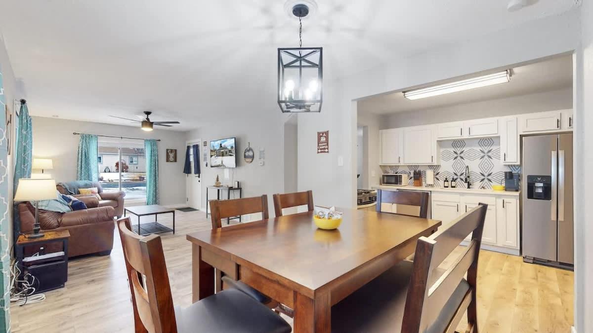 Two Bedroom Family Near Anschutz Medical